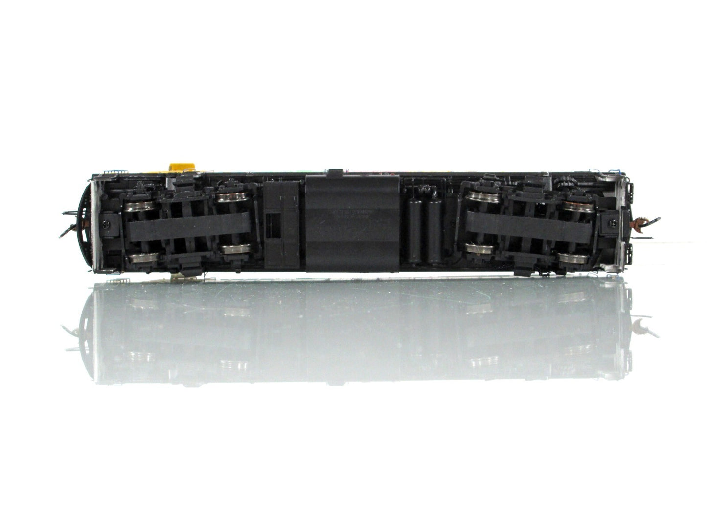 HO Scale ***VIA RAIL KOOL-AID*** F40PH-2D #6453 - Rapido Trains 80057 ***DCC Rdy