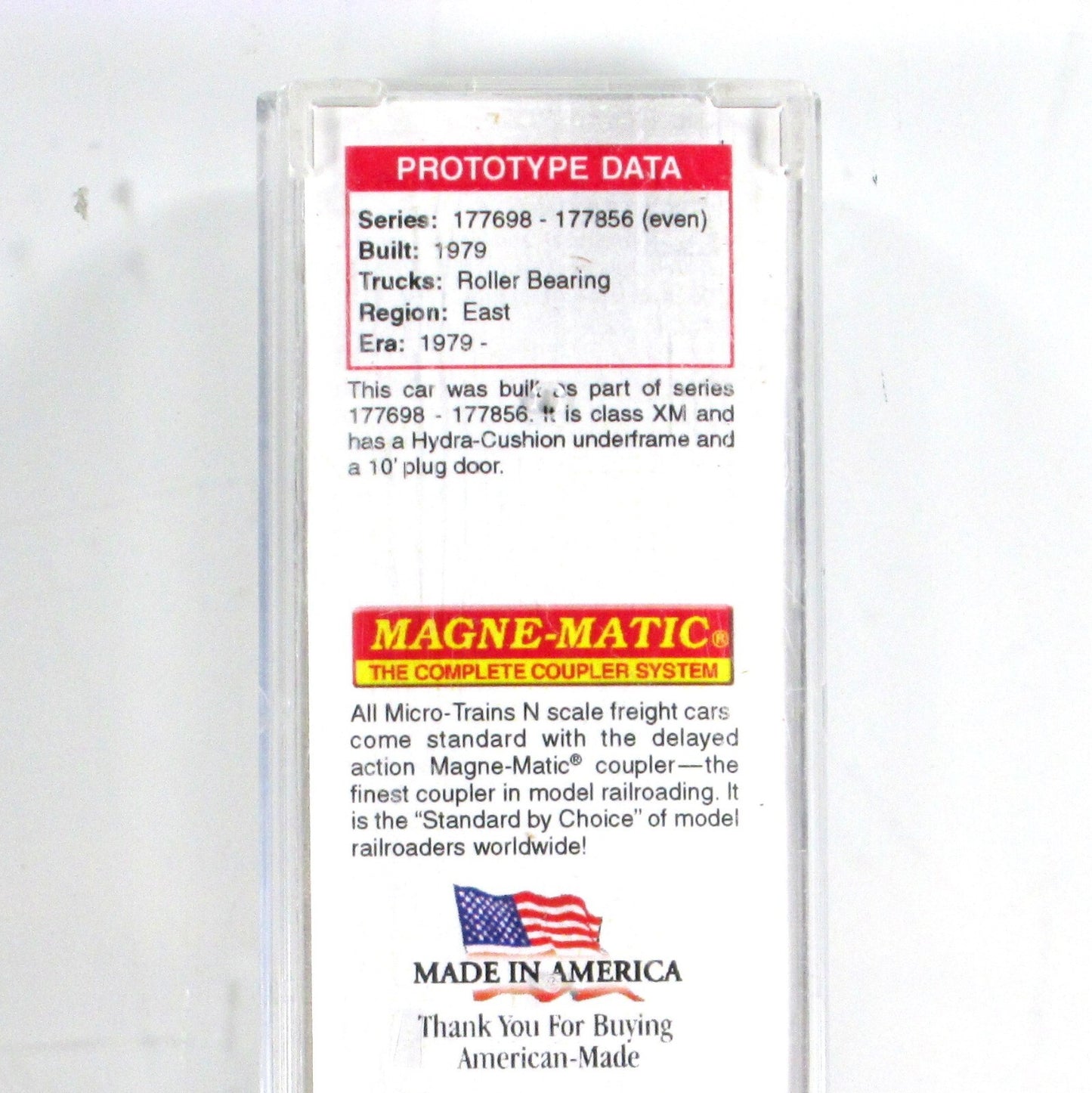 N Scale **SOO LINE** **CHRISTMAS Graffiti** 50' Box Car - Micro Trains 03844440