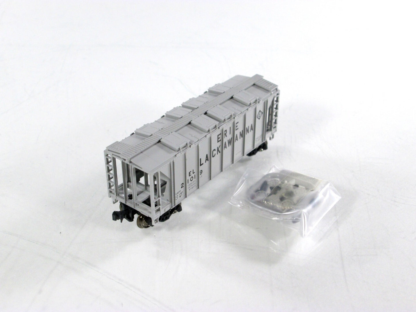 N Scale ***ERIE LACKAWANNA*** ACF 70ton 2-Bay Hopper 4-Pack - Kato 186-0201,0202