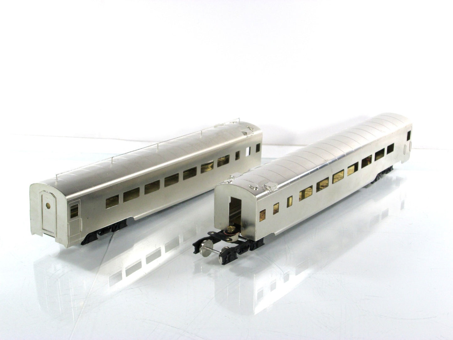 HO Scale Brass ***SOUTHERN PACIFIC*** Smooth Sided 134' Articulated Coach - SOHO