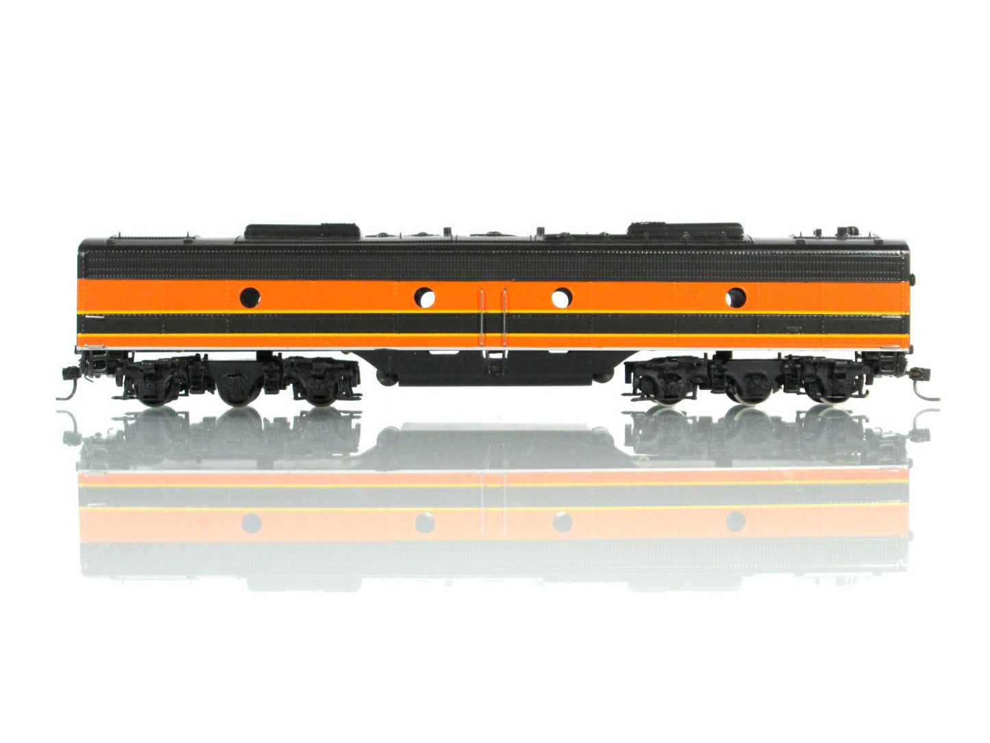 HO Scale Brass ***GN - EMPIRE BUILDER*** E8 B-Unit Dummy - Balboa, Knuckle Cplrs
