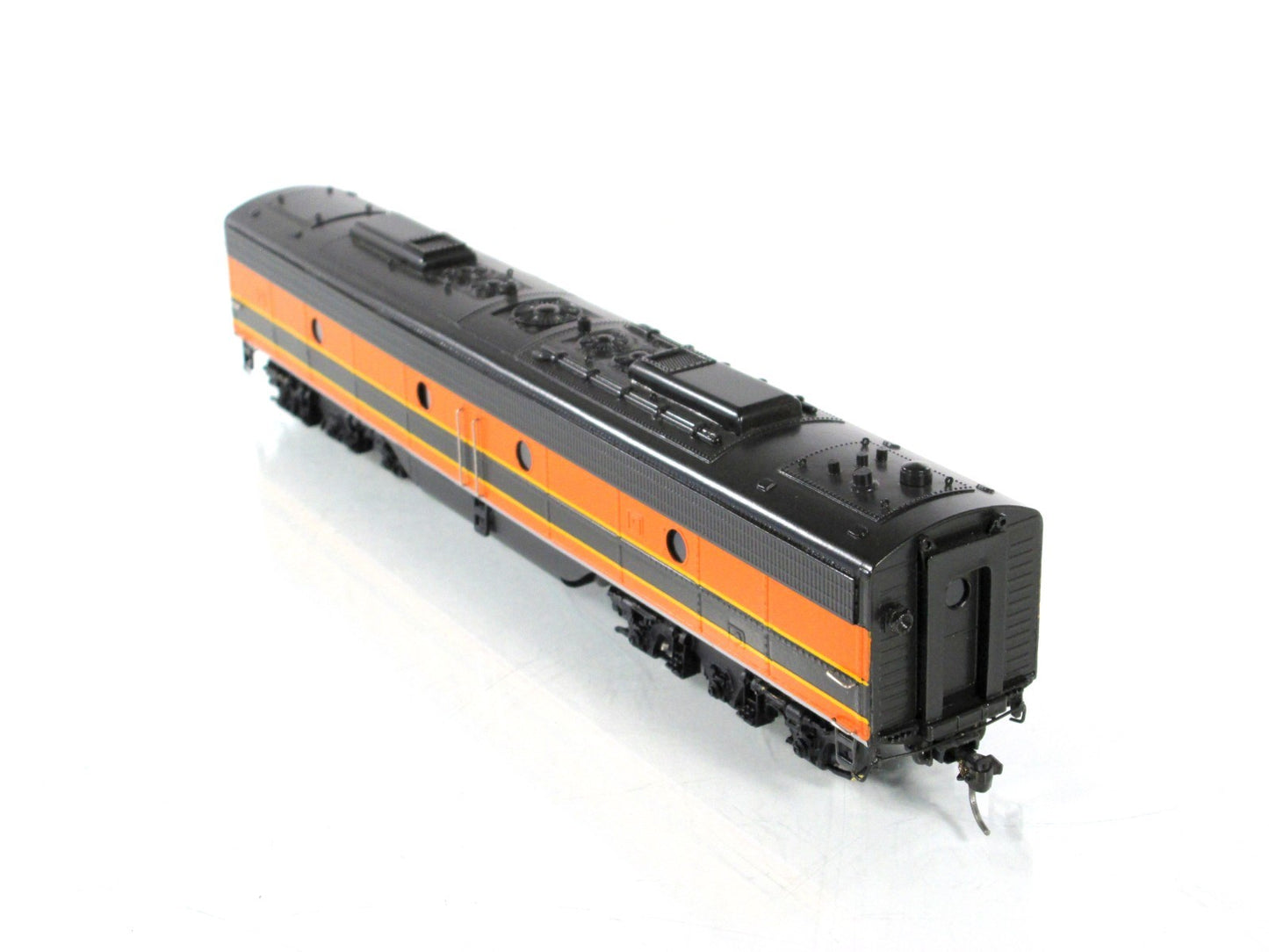 HO Scale Brass ***GN - EMPIRE BUILDER*** E8 B-Unit Dummy - Balboa, Knuckle Cplrs