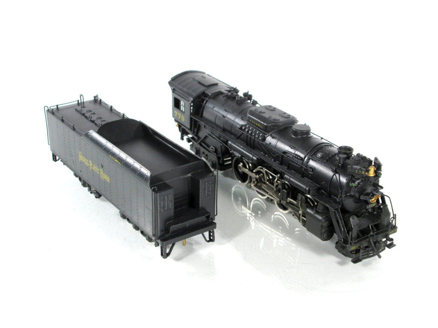 HO Scale BRASS ***NICKEL PLATE ROAD*** 2-8-4 Berkshire #779 -- United PFM **Read