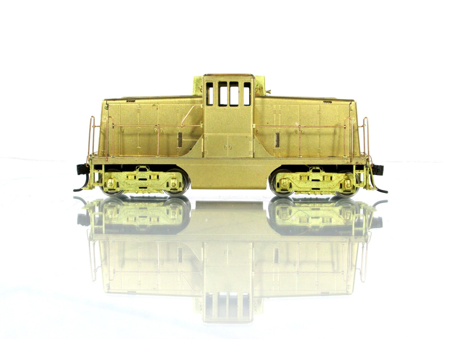 HO Scale BRASS ***GE 44-TON DIESEL Phase IV SWITCHER*** ------ W & R Enterprises