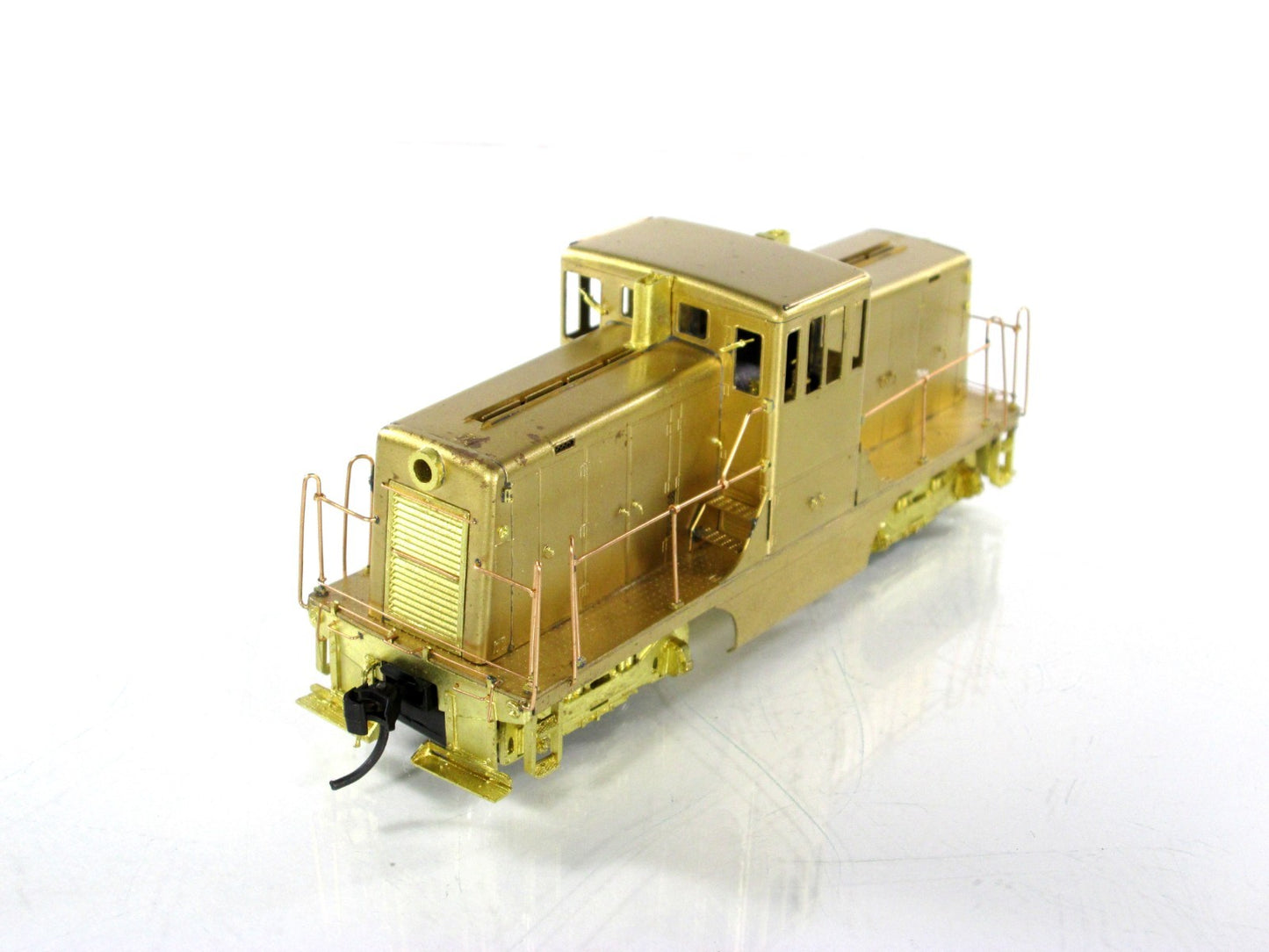 HO Scale BRASS ***GE 44-TON DIESEL Phase IV SWITCHER*** ------ W & R Enterprises