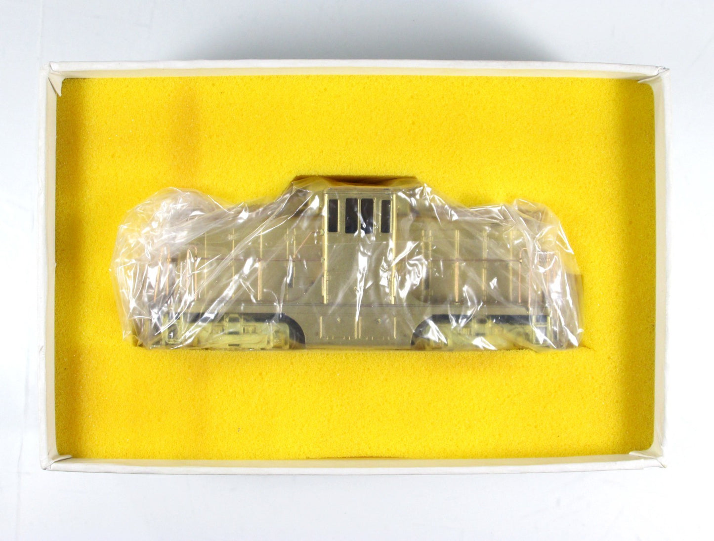 HO Scale BRASS ***GE 44-TON DIESEL Phase IV SWITCHER*** ------ W & R Enterprises
