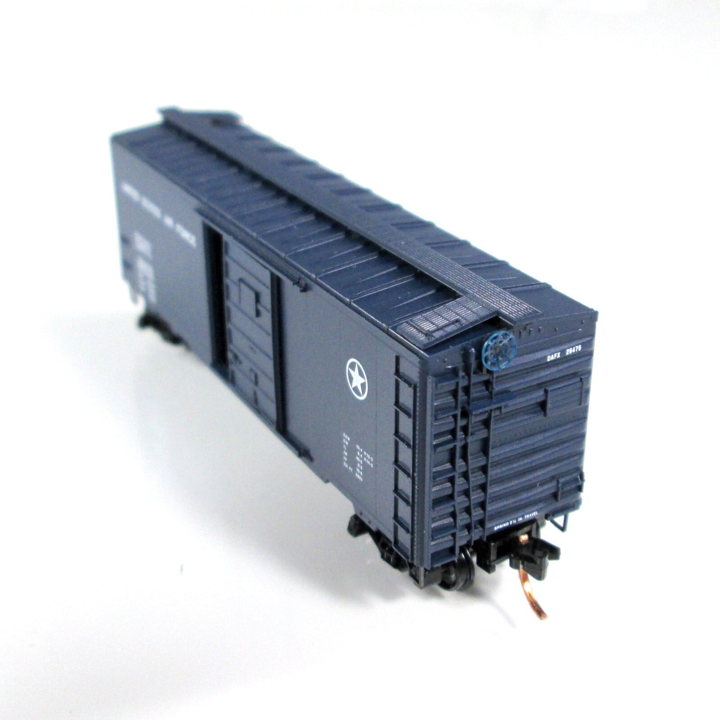 N Scale ***US AIR FORCE*** 40' Box Car, USAF 26476 ------- Micro Trains 02000446