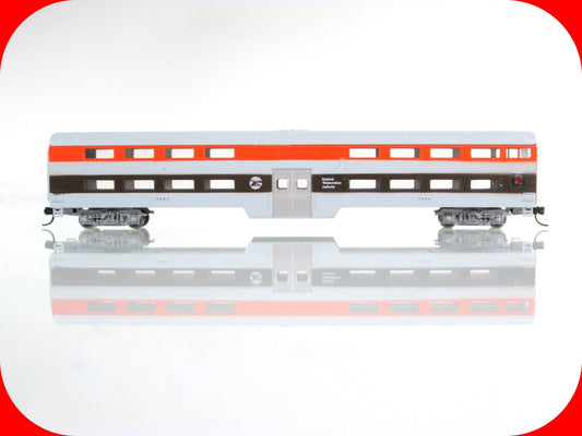 N Scale CHICAGO RTA Bi-Level Commuter Coach Car #7806, Con-Cor 004403(4) **RARE*