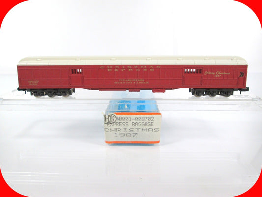 N Scale **CHRISTMAS 1987** Toyland Express Baggage Passenger Car -Con-Cor 008702