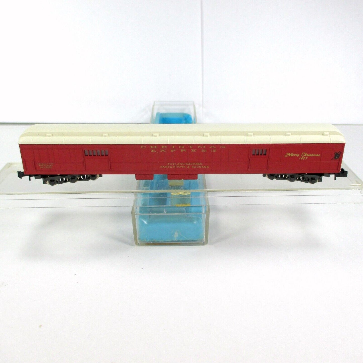 N Scale **CHRISTMAS 1987** Toyland Express Baggage Passenger Car -Con-Cor 008702
