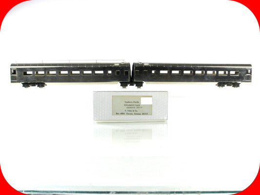 HO Scale Brass ***SOUTHERN PACIFIC*** Smooth Sided Articulated Coach ------ SOHO