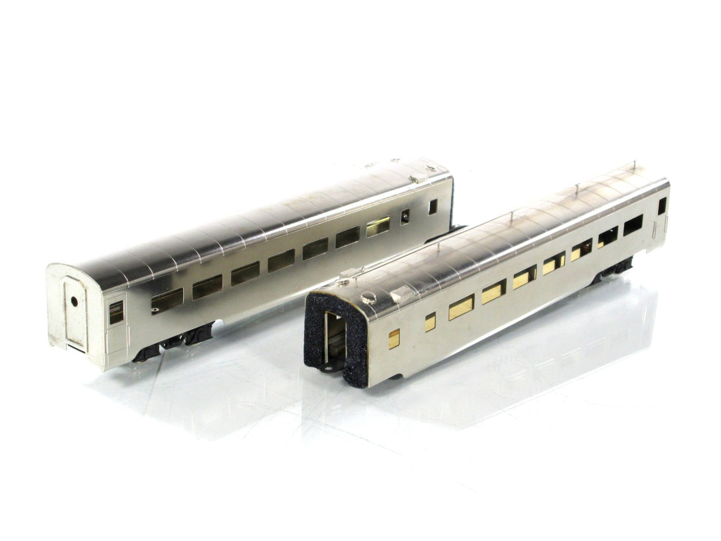 HO Scale Brass ***SOUTHERN PACIFIC*** Smooth Sided Articulated Coach ------ SOHO