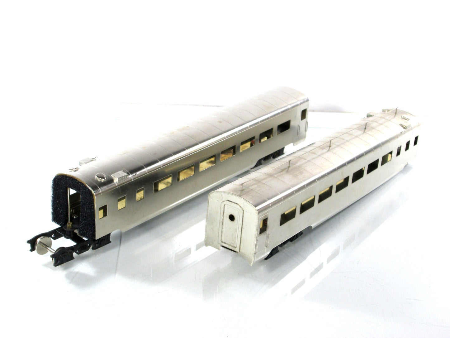 HO Scale Brass ***SOUTHERN PACIFIC*** Smooth Sided Articulated Coach ------ SOHO
