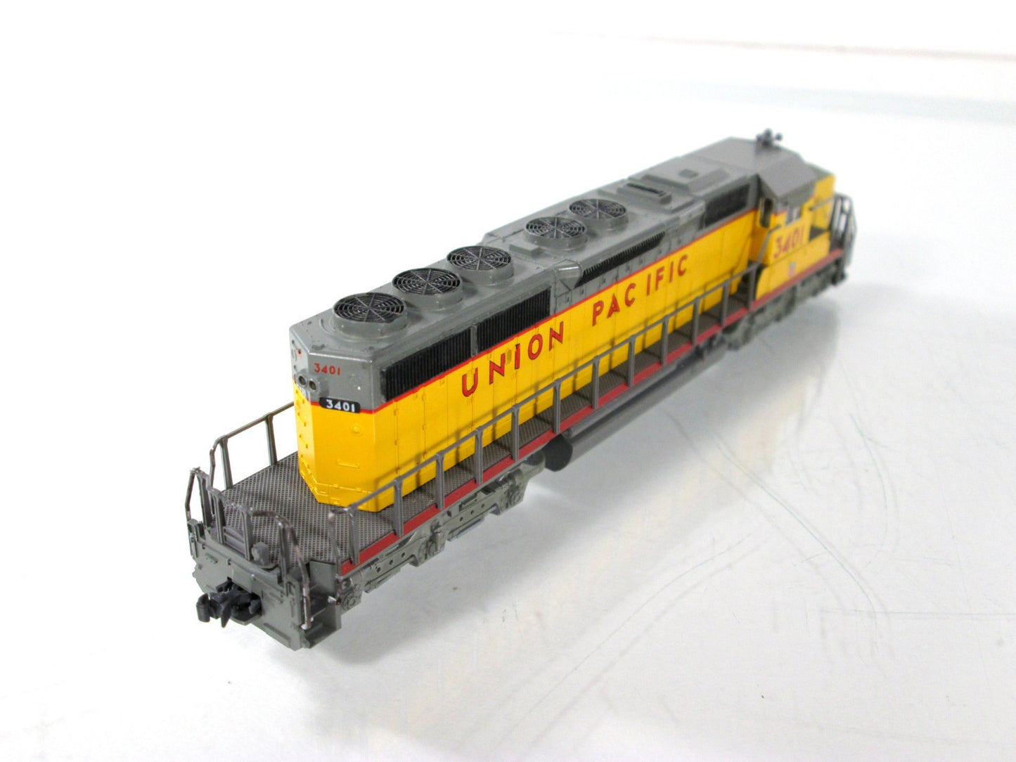 N Scale ***UNION PACIFIC*** SD40-2 Snoot Diesel #3401 -- Kato 176-4910 **DCC Rdy