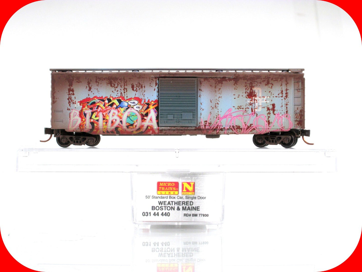 N Scale ***BOSTON & MAINE*** Graffiti Box Car - Micro Trains 03144440