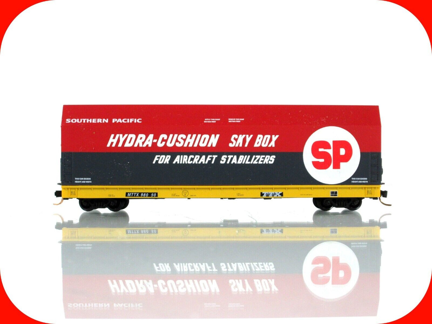 N Scale ***HYDRA-CUSHION SKYBOX*** on Flat Car, SP--TTX  98050 - LBF,  MTL Cplrs