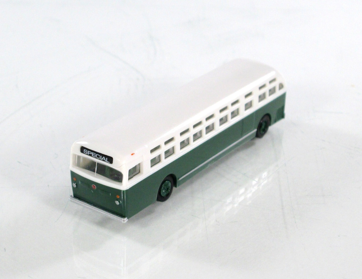 N Scale ***UNION STATION SPECIAL*** Transit Motor Coach - WHEELS of TIME 90171