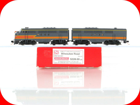 N Scale ***MILWAUKEE ROAD*** EMD FT A/B Set #40 --Micro Trains 99200091, DCC Rdy