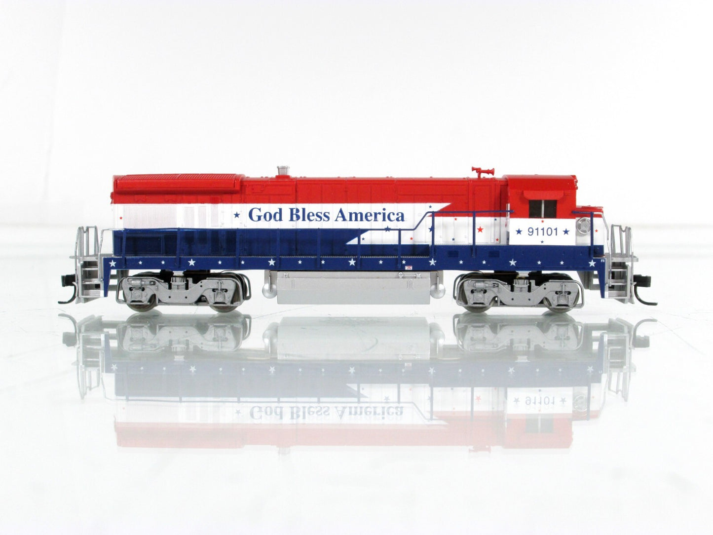 N Scale **GOD BLESS AMERICA - UNITED WE STAND** B36-7 #91101 -- Atlas, DCC Ready