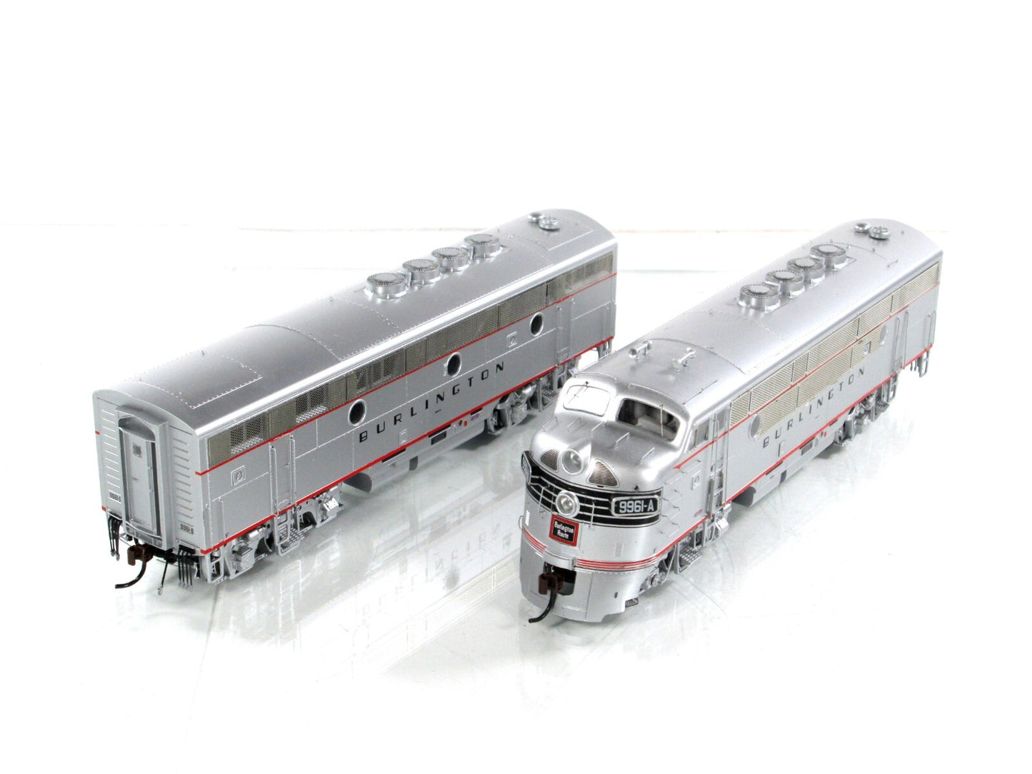 HO Scale **CB&Q*** F3A F3B Locomotive #9961 - Athearn G22625 - DCC Tsunami Sound