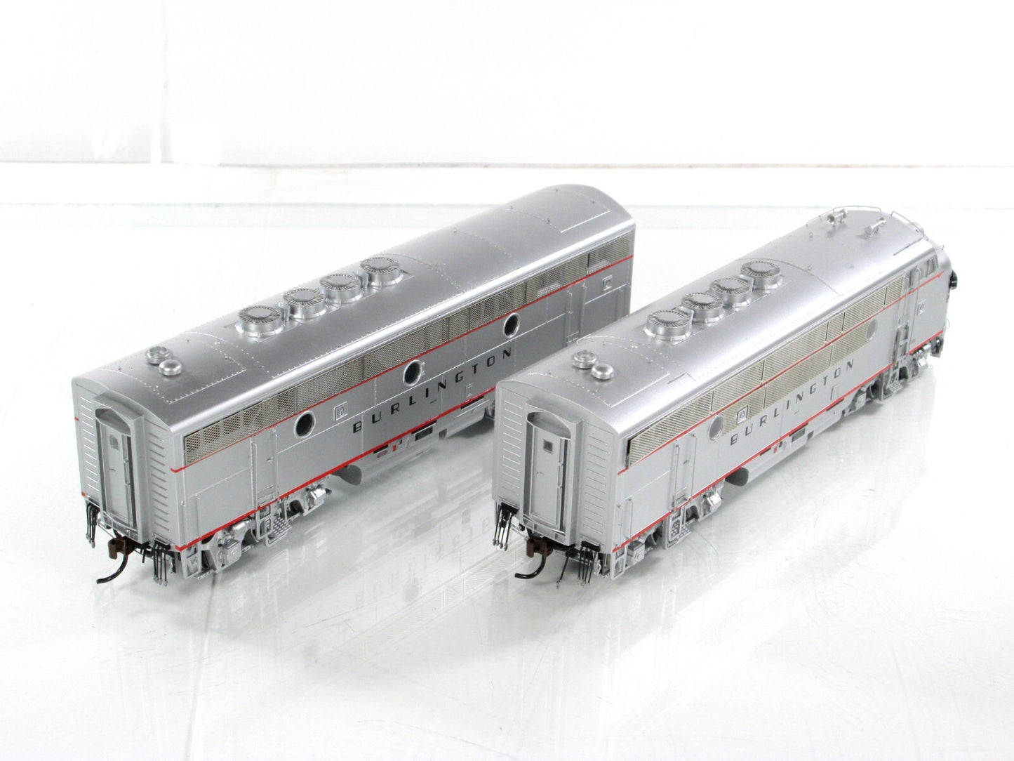 HO Scale **CB&Q*** F3A F3B Locomotive #9961 - Athearn G22625 - DCC Tsunami Sound