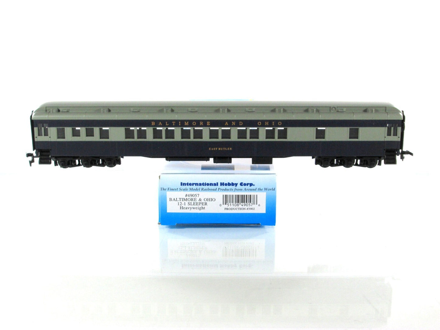HO Scale ***BALTIMORE & OHIO*** Heavyweight Passenger Car 8-Pack Set - IHC 49058