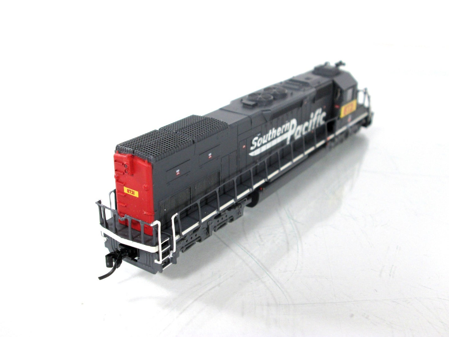 N Scale **UNION PACIFIC Ex-SP** SD40T-2 #8721 - Intermountain, PWRS w/ DCC *RARE