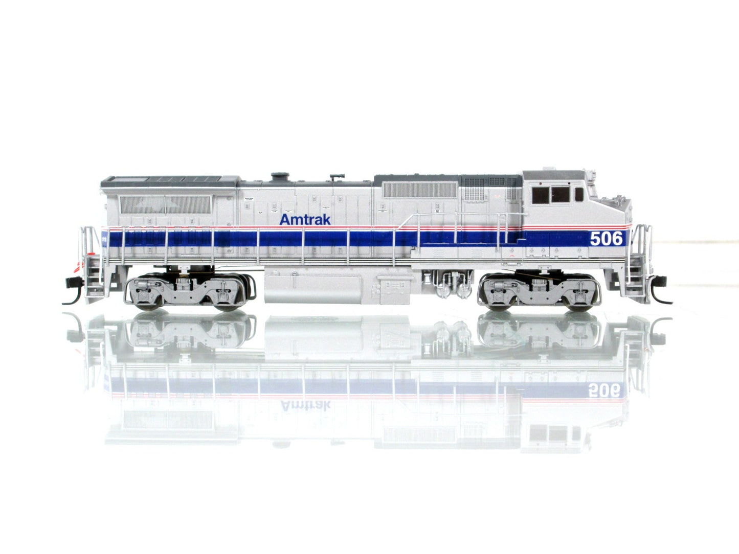 N Scale ***AMTRAK*** Dash 8-32BWH Diesel Phase IV #506 -- Atlas 48834, DCC Ready