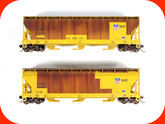 N Scale **CNW / UP** Weathered Covered Hopper 2-Pack Set --Micro Trains 09444410