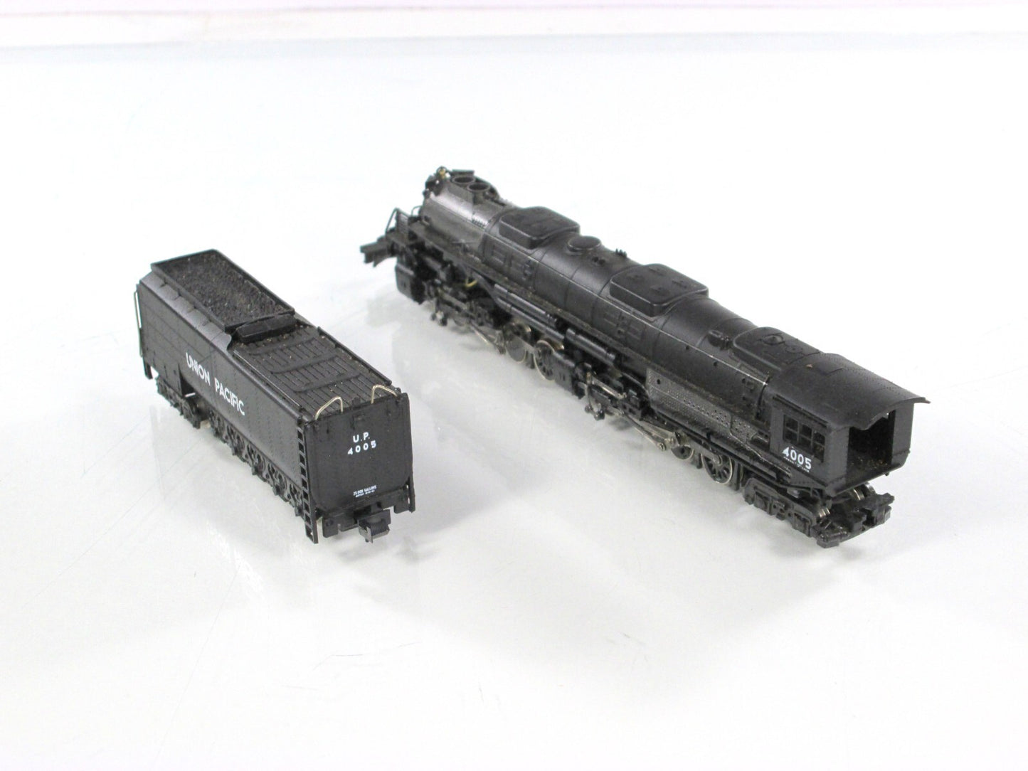 N Scale **UNION PACIFIC** 4-8-8-4 BIG BOY Steam Locomotive #4005 -Con-Cor 003606