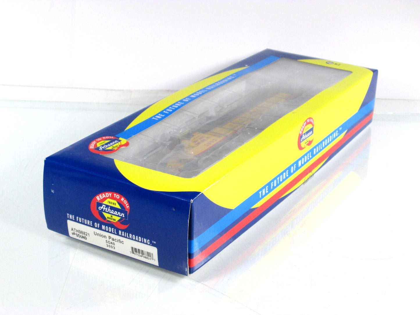 HO Scale ***UNION PACIFIC*** SD40 Locomotive #3003 - Athearn ATH98821, DCC Sound