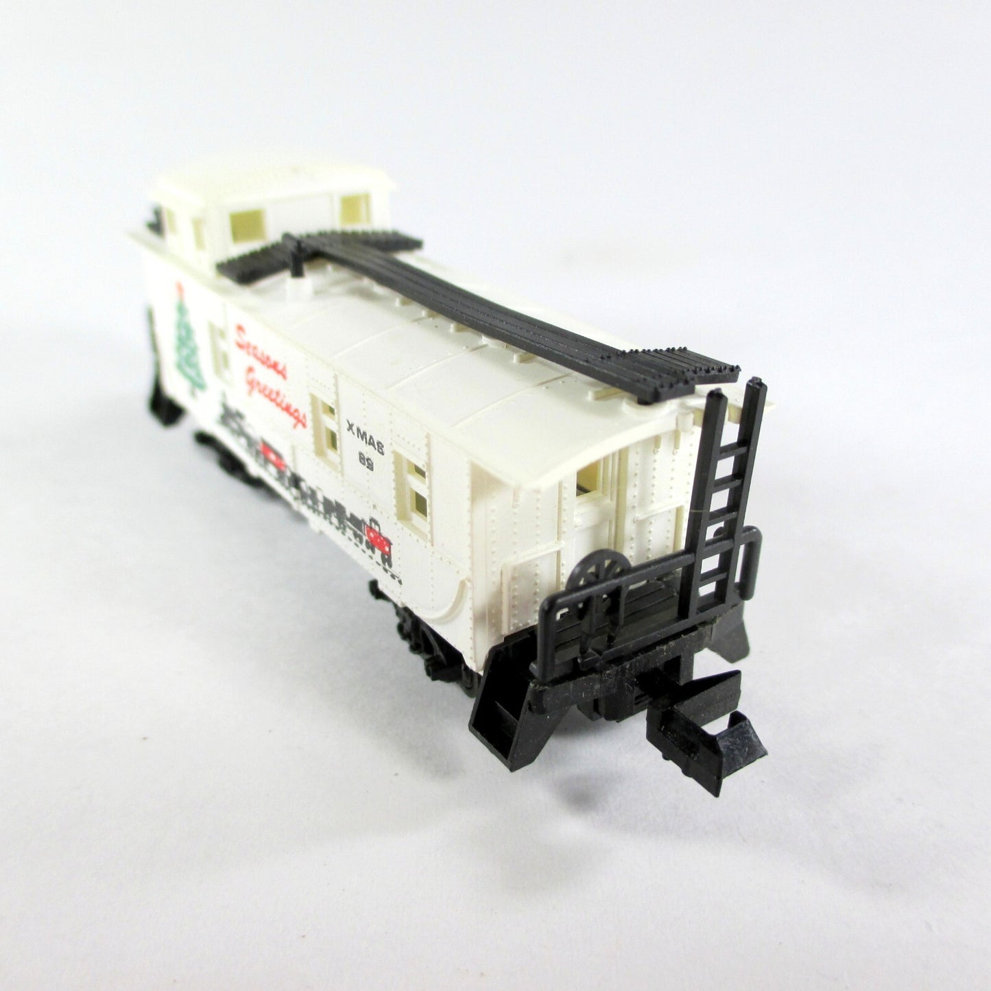 N Scale **SEASON'S GREETINGS** Christmas Caboose 1990, Bev-Bel, Life-Like 2169-2