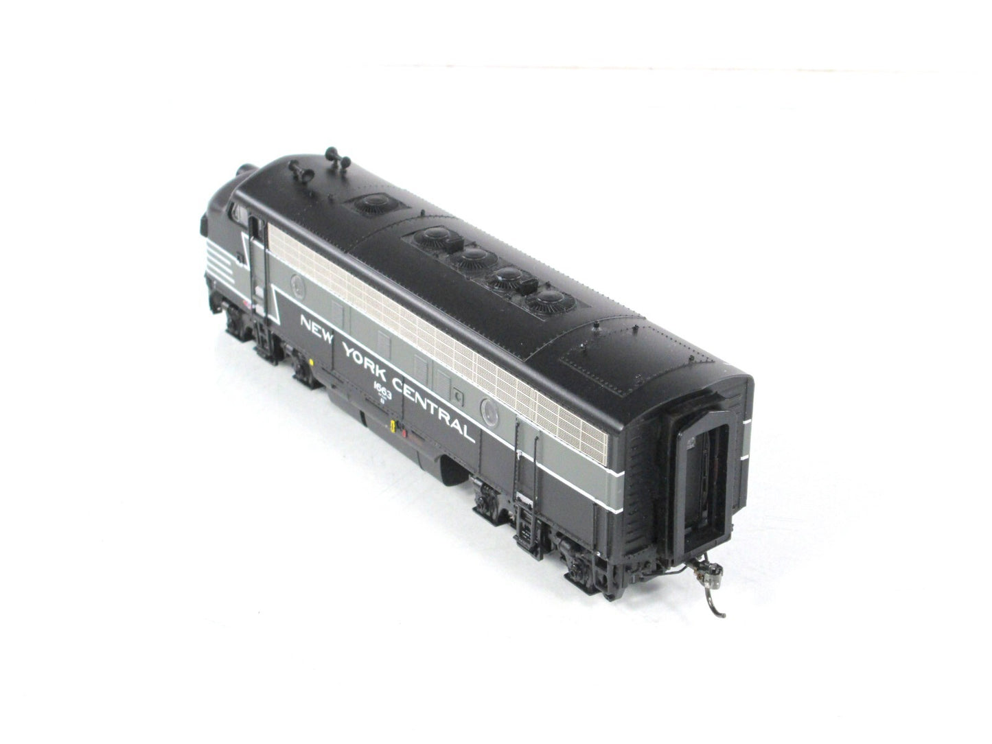HO Scale ***NEW YORK CENTRAL*** EMD F7A #1663 - Broadway 417, DCC w/ Sound