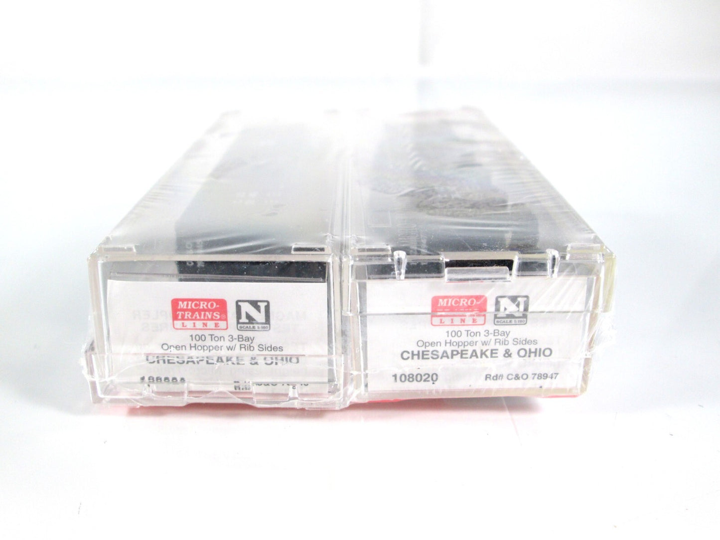 N Scale **CHESAPEAKE & OHIO* 100-Ton Coal Hopper 2-Car Set - Micro Trains 108022