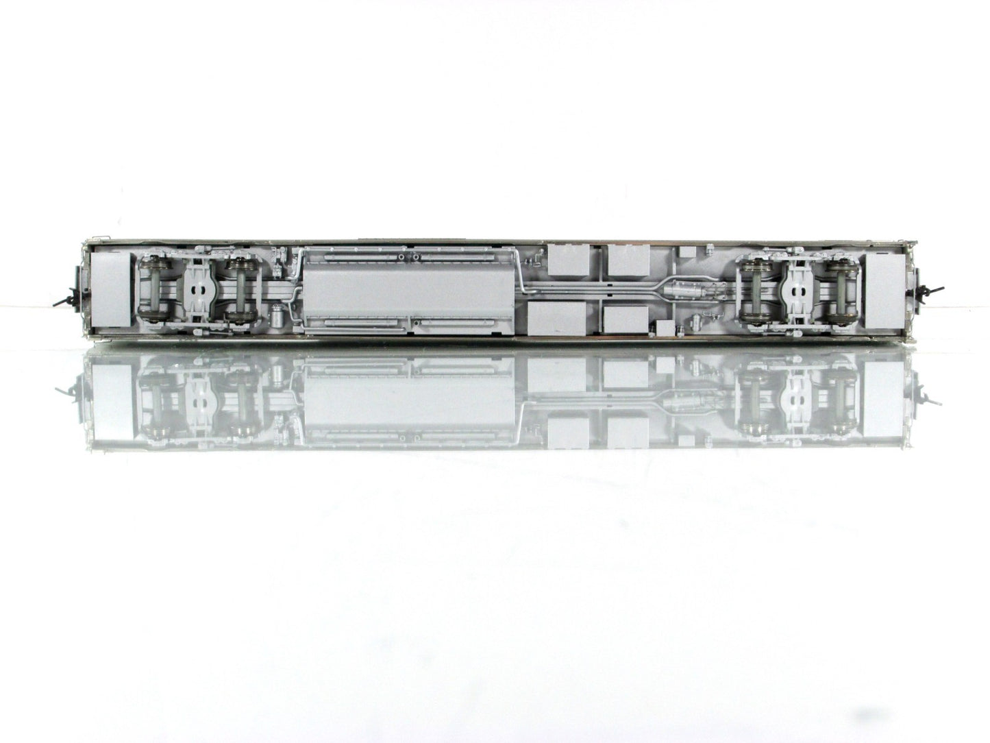 HO Scale **DRGW CA ZEPHYR* SILVER BRONCO Vista Dome 1105 - Broadway 514, Lighted