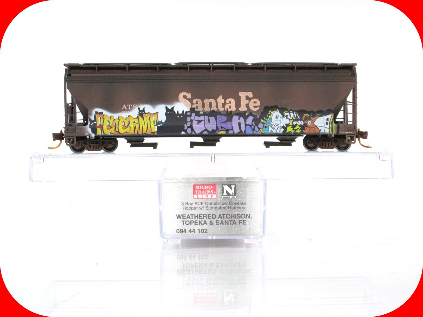N Scale **SANTE FE** Weathered & Graffiti Hopper #313833 - Micro Trains 09444102