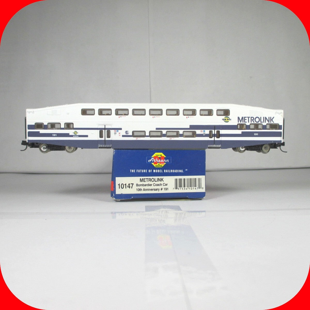 N Scale BOMBARDIER METROLINK Bi-Level Passenger Coach Car #191 --- Athearn 10147