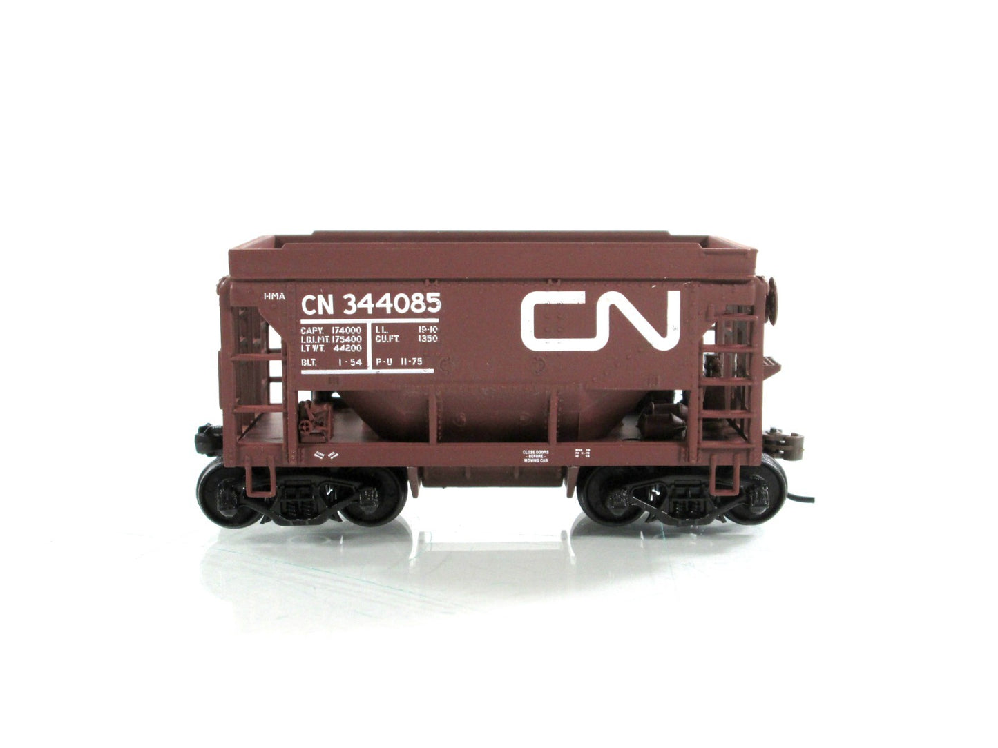 HO Scale **CANADIAN NATIONAL** Taconite Mining Ore Car 12-Set -Walthers 932-4553