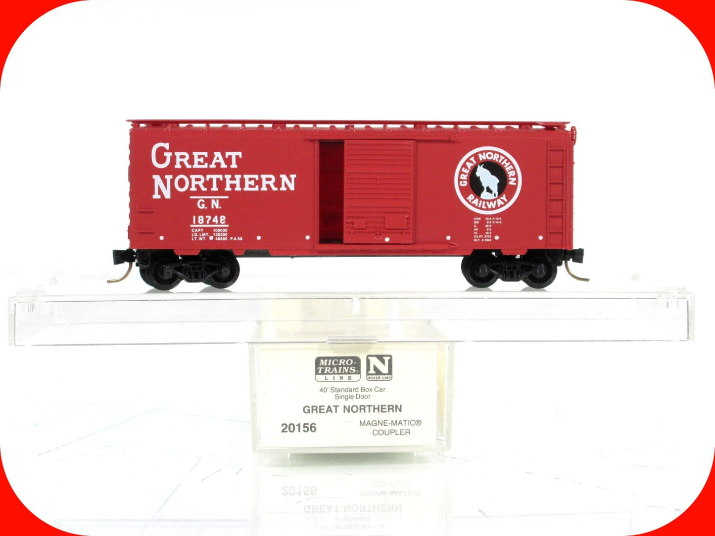 N Scale ***GREAT NORTHERN*** CIRCUS 40' Box Car, GN 18748 --- Micro Trains 20156