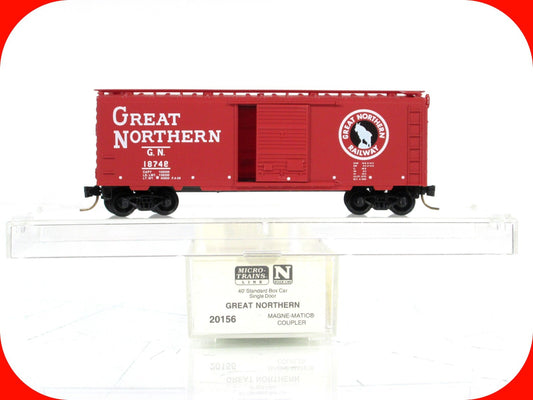 N Scale ***GREAT NORTHERN*** CIRCUS 40' Box Car, GN 18748 --- Micro Trains 20156
