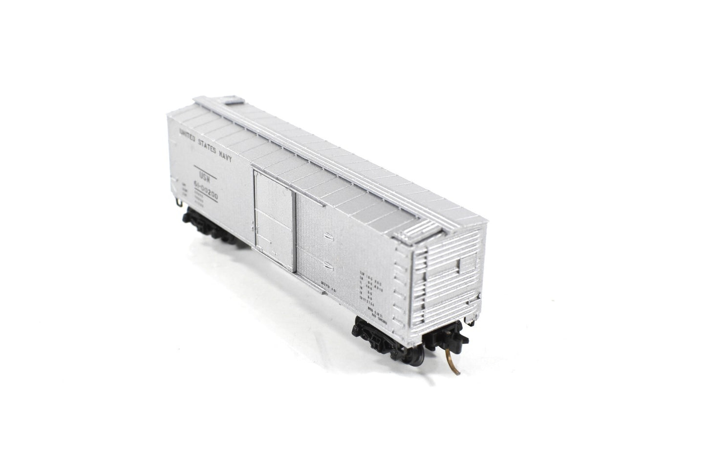 N Scale ***US NAVY*** 40' Box Car, USN 61-00200 ------- Kadee Micro Trains 42050