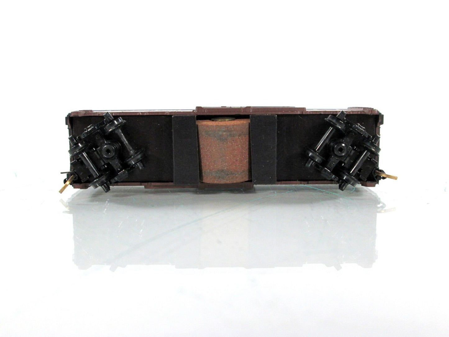N Scale **WESTERN PACIFIC** Roller Wheel Track Cleaner - AZTEC TS1100, MTL Cplrs