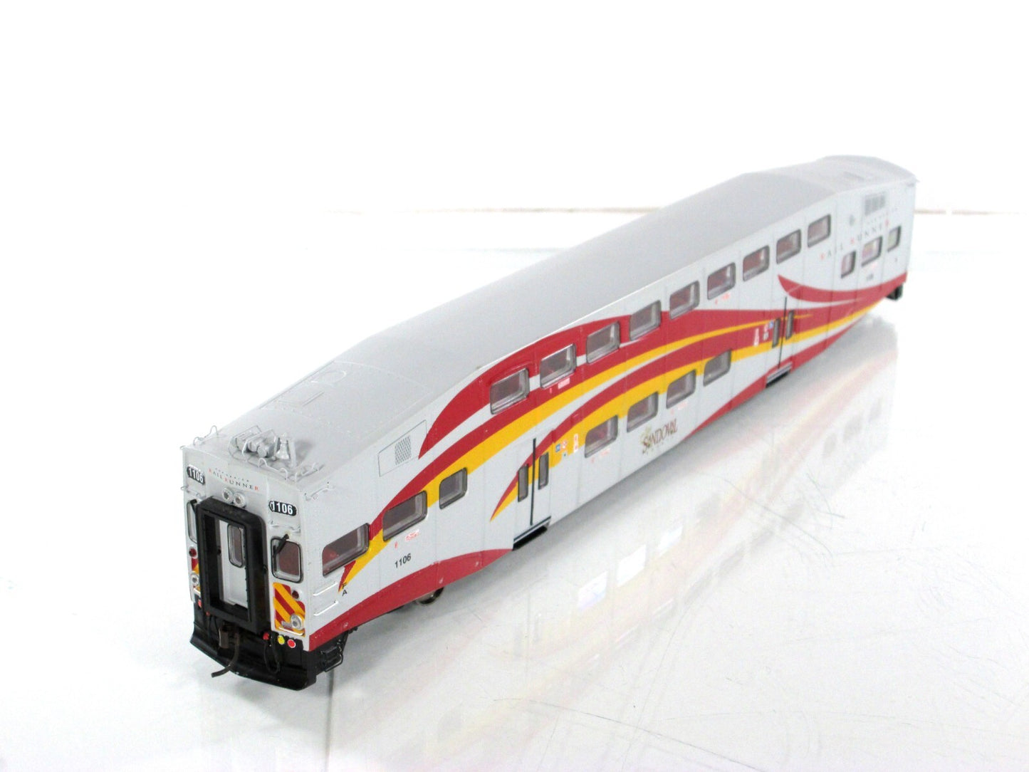 HO Scale **NEW MEXICO RR** Bombardier SANDOVAL Control Car #1106 - Athearn 25510