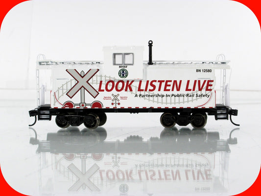 HO Scale **BNSF - Mexico** Operation Lifesaver Caboose, BN 12580 - Athearn 75236