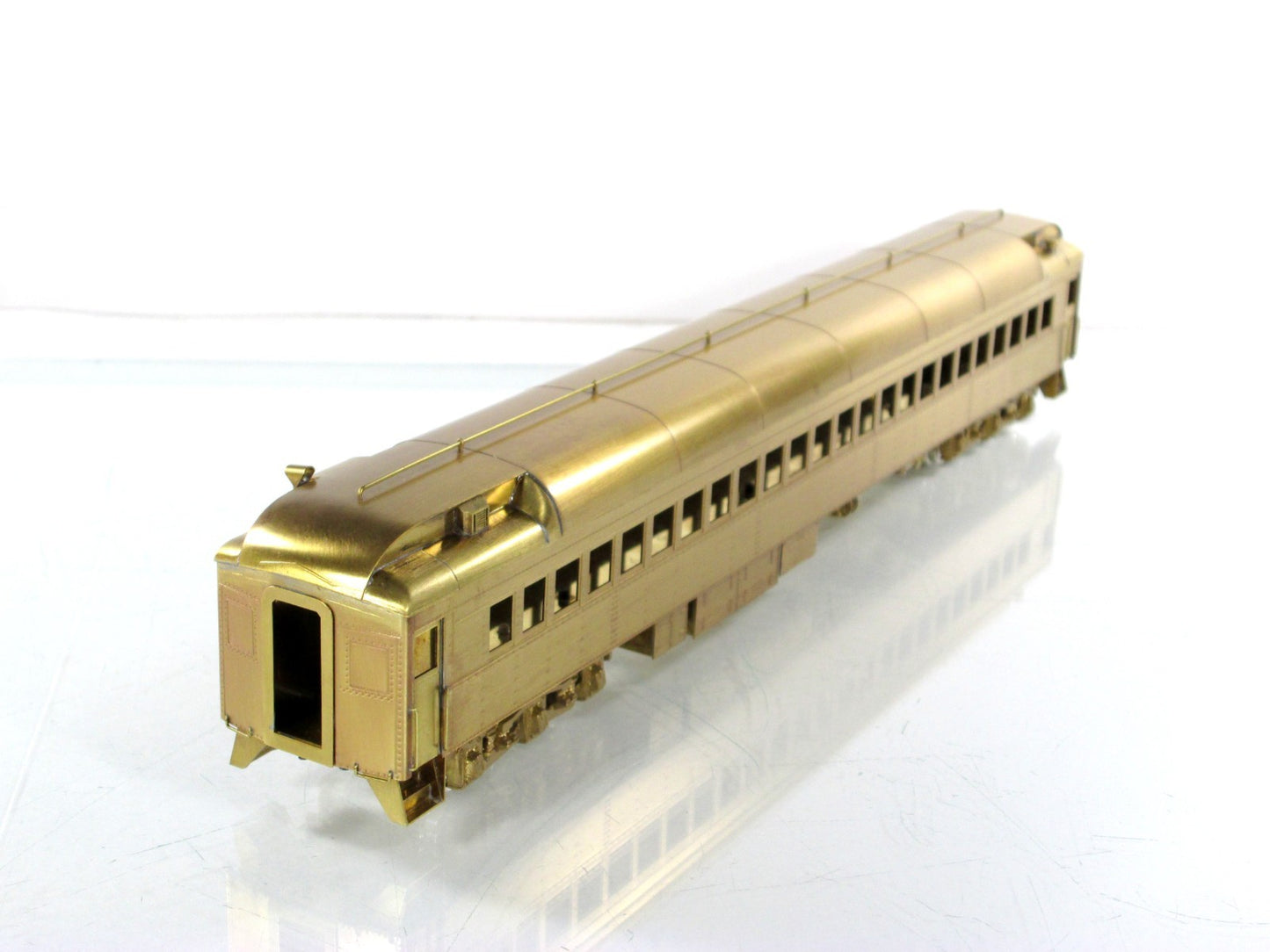 HO Scale BRASS **GREAT NORTHERN 1935 EMPIRE BUILDER** 1st Class Coach - ORIENTAL
