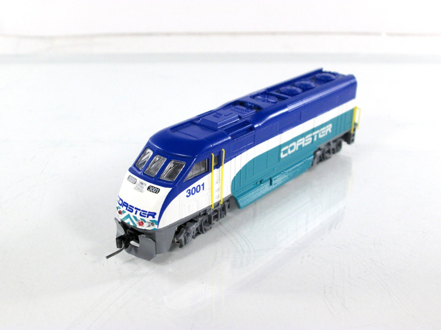 N Scale ***SAN DIEGO COASTER** F59PHI Locomotive #3001 - Athearn 10016, DCC Rdy