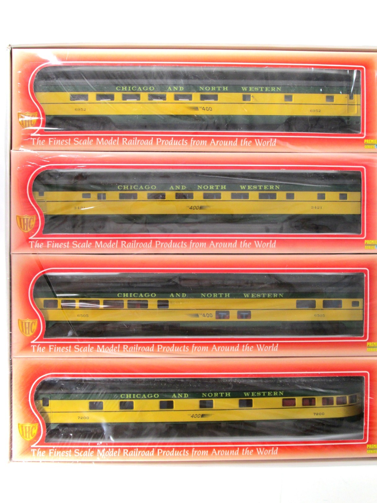 HO Scale **CNW The 400** Passenger Set - IHC 48048 50404, Knuckle Cpl, Interiors