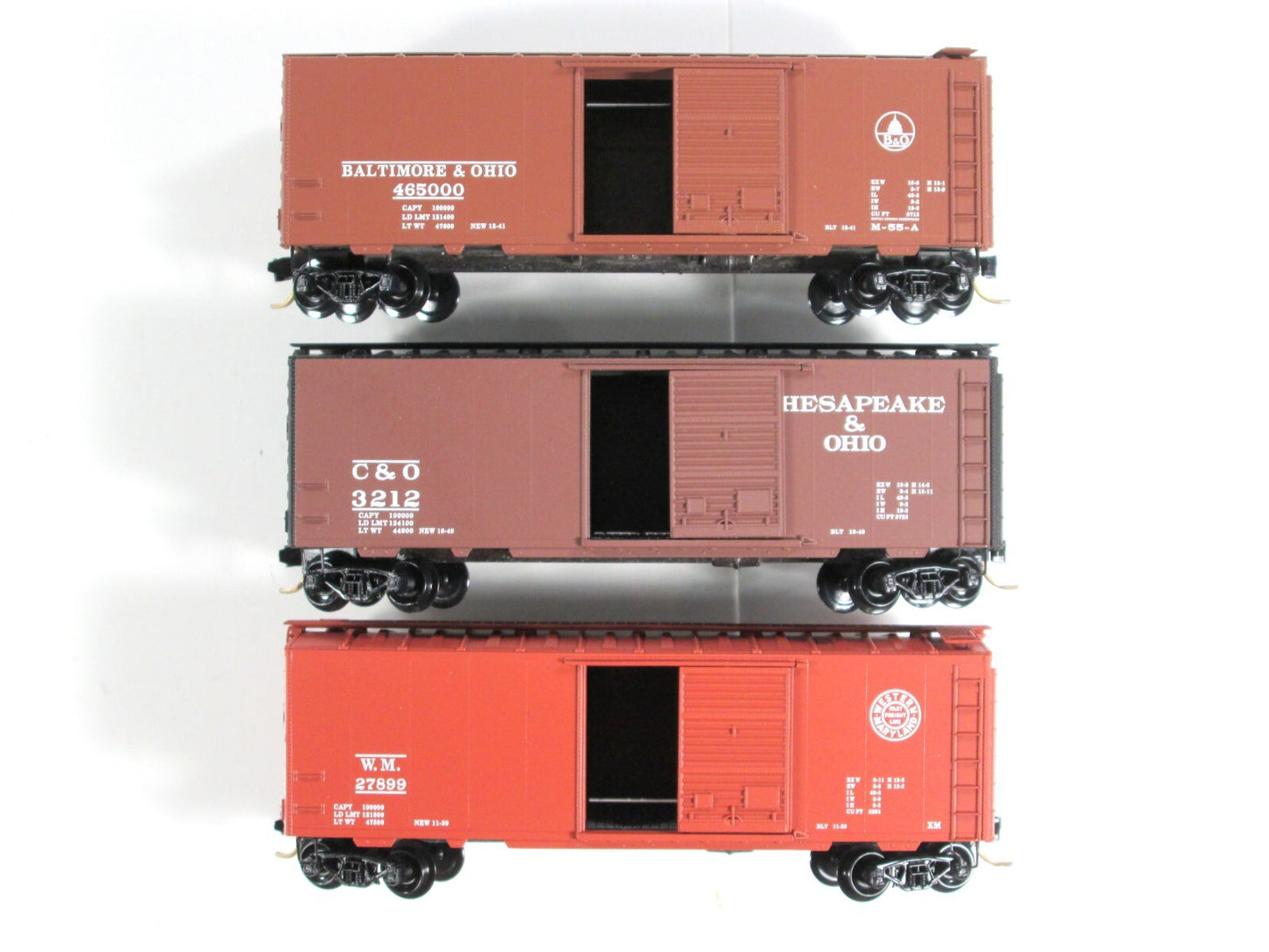 N Scale CHESSIE SYSTEM **Cat Pak** Merger 40' Box Car Set - Micro Trains 20276-2