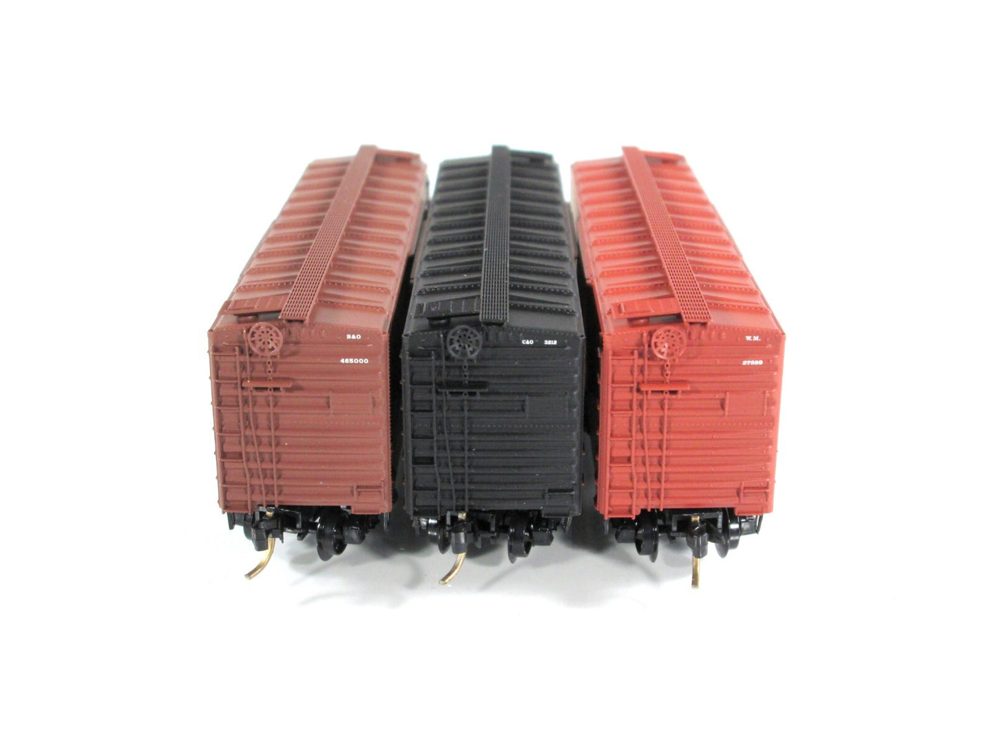 N Scale CHESSIE SYSTEM **Cat Pak** Merger 40' Box Car Set - Micro Trains 20276-2