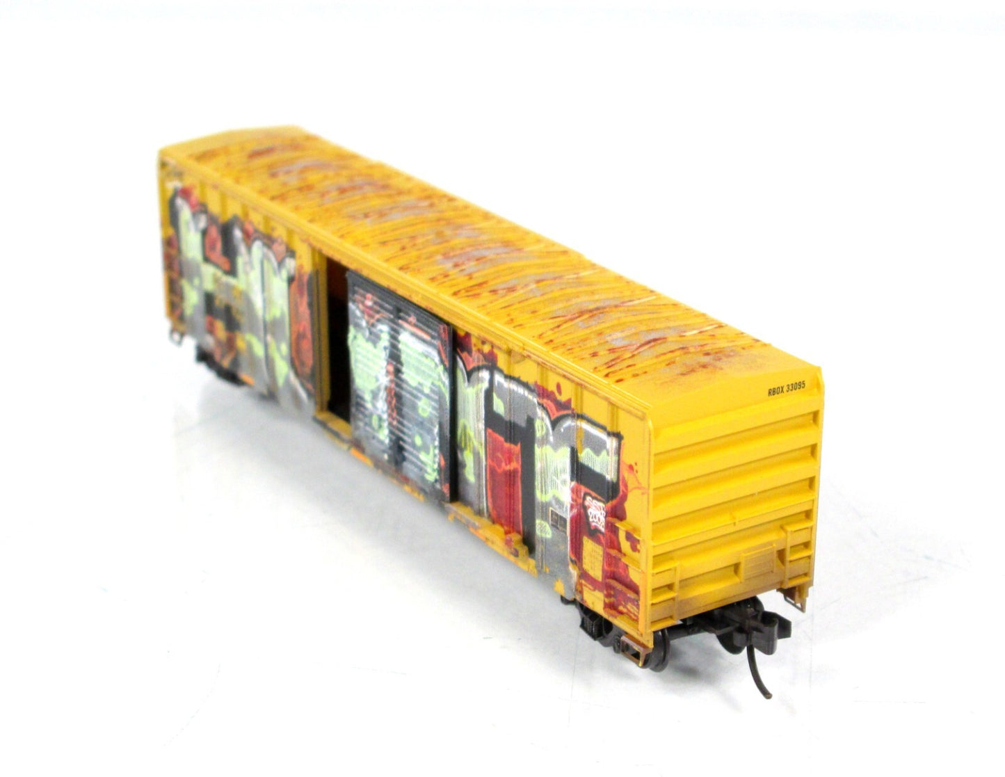 N Scale RAILBOX  *National Hunting-Fishing* GRAFFITI Car - Micro Trains 02545562